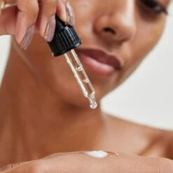 Booster Eclaircissant Vitamine C Stabilisée 20% - 10 Ml -RMS Beauty Boutique booster visage vitamine c eclaricissant stabilisee 20 pour cent pai skincare 2