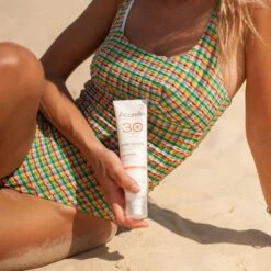 Crème Solaire Bio SPF30 En Spray - 100ml 9 Crème Solaire Bio SPF30 En Spray - 100ml -RMS Beauty Boutique creme solaire bio spray spf 30 acorelle 3
