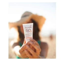 Crème Solaire Teintée SPF50 - 50 Ml -RMS Beauty Boutique creme solaire teintee bio spf 50 acorelle 3