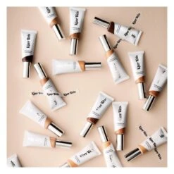 Crème Teintée The Beautiful Tint - 40 Ml -RMS Beauty Boutique creme teintee bio the beautiful tint kjaer weis 13