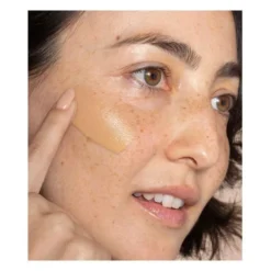 Super Serum Skin Tint SPF30 - 30 Ml -RMS Beauty Boutique fond de teint naturel super serum skin tint spf30 ilia beauty 2